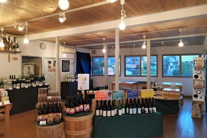 Tokyo: Toshimaya Brewery Sake Tour with Tastings 5
