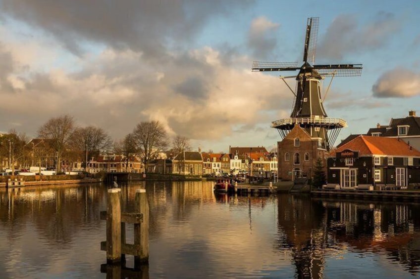Haarlem Self-Guided Walking Landmarks Tour with Audio & Quiz 4