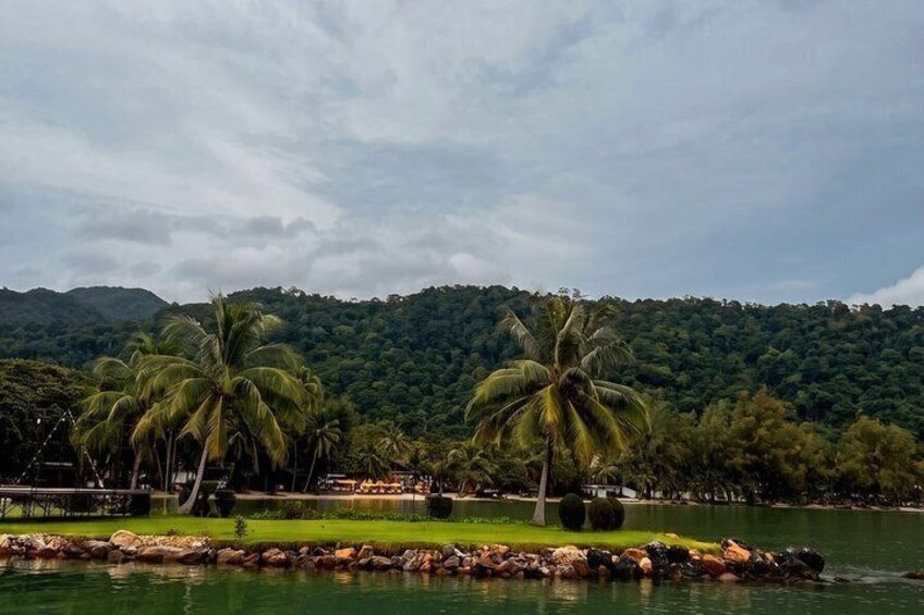 Koh Chang VIP 2-Day Secret Beach Sunset Private Island Tour 3