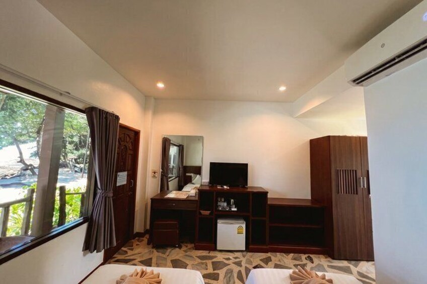 Koh Chang VIP 2-Day Secret Beach Sunset Private Island Tour 4