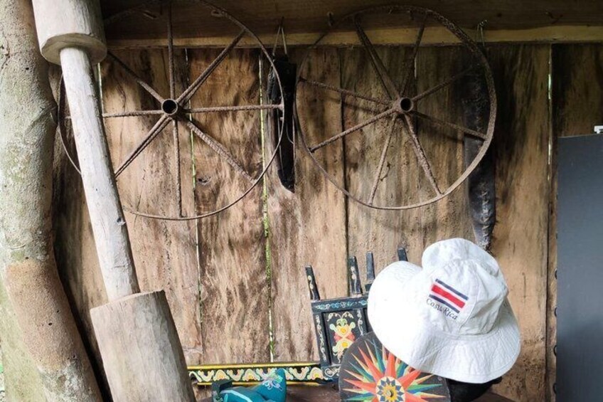 Authentic Costa Rican Sugarcane Cultural Experience 4