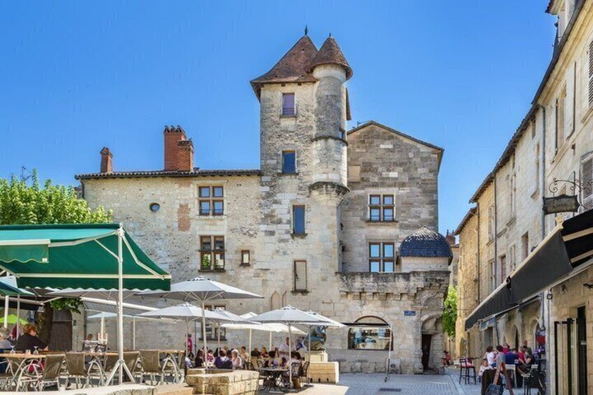 Hello Perigueux Private 2 Hour Intro City Walk with Local Guide 5