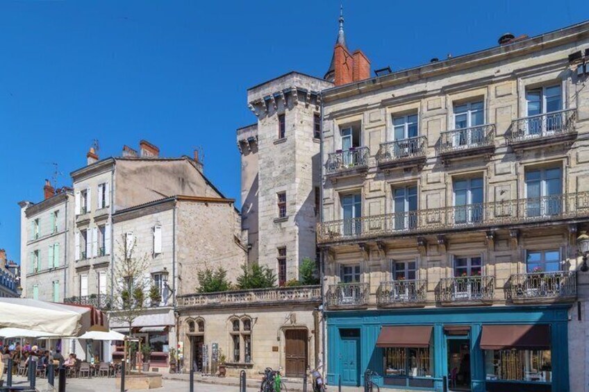 Hello Perigueux Private 2 Hour Intro City Walk with Local Guide 3