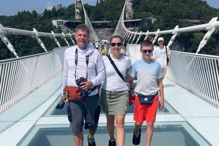 Full Day Tianmen Mountain and Glass Bridge Experience 2