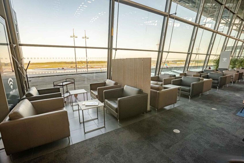 Picture 5 for Activity HAM Hamburg Airport Lounge Access 2