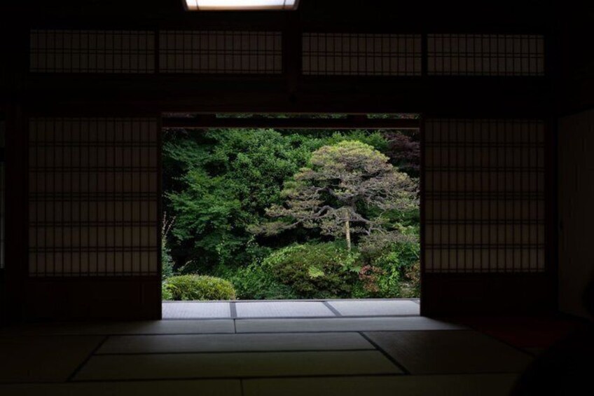 Lafcadio Hearn Following Footsteps with Local and Audio Guide 4