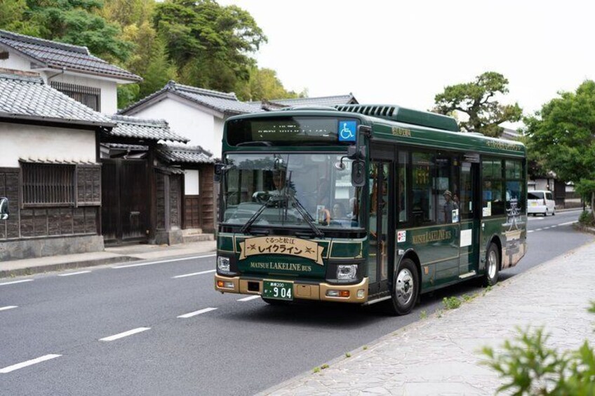 Lafcadio Hearn Following Footsteps with Local and Audio Guide 2