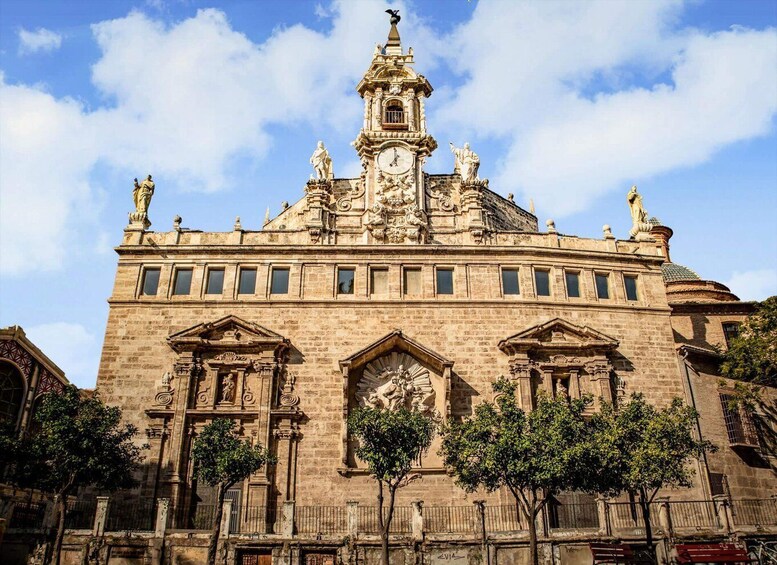 Picture 8 for Activity Free walking Tour Valencia Essentials with local guides 3