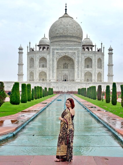 Picture 4 for Activity Agra: Taj Mahal & Agra Fort Skip-the-Line Tour with Lunch 4