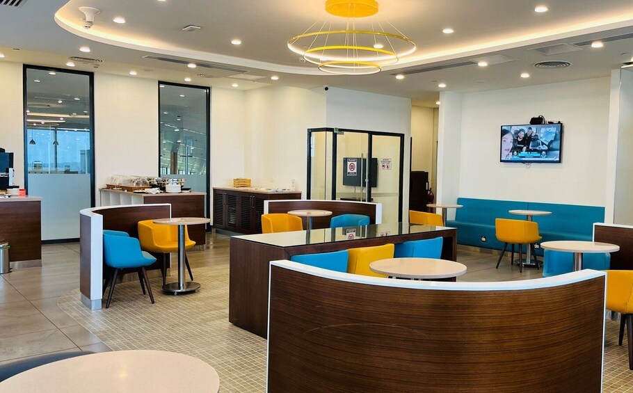 Picture 3 for Activity CNN Kannur International Airport Pearl Lounge Access 3