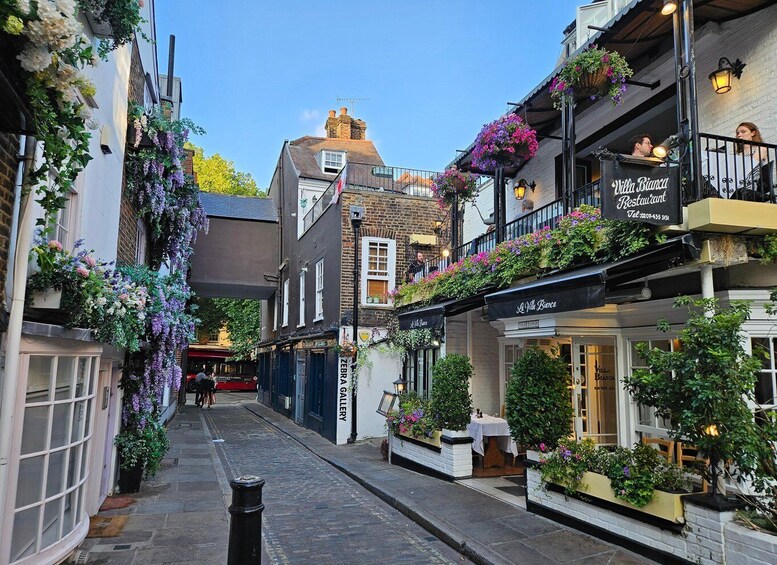 Picture 2 for Activity Hampstead Heath & Village: AM or PM Walk and a Restaurant 5