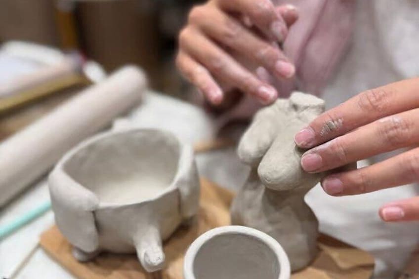 Ceramics and Wine Workshop in Barcelona 3