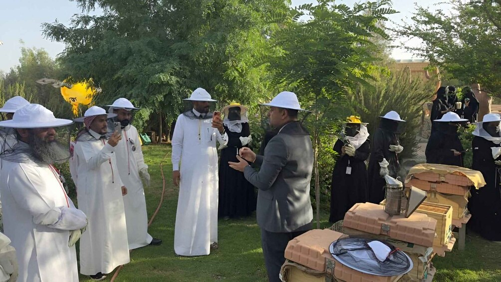 Al-Baha: The secrets of bees and honey in beekeeping tourism 1