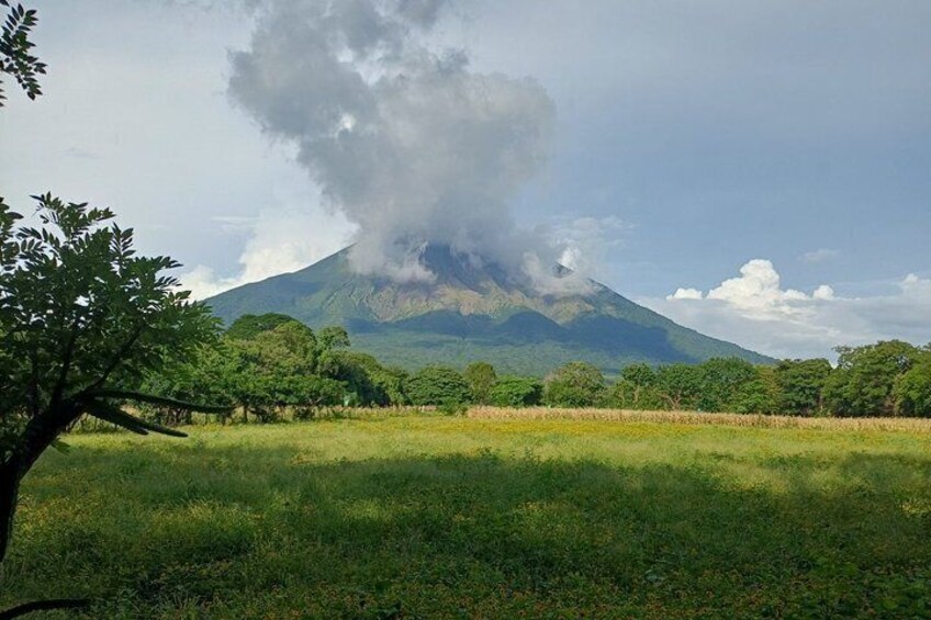 Ometepe Island Volcano Hiking Tour To Concepcion 2