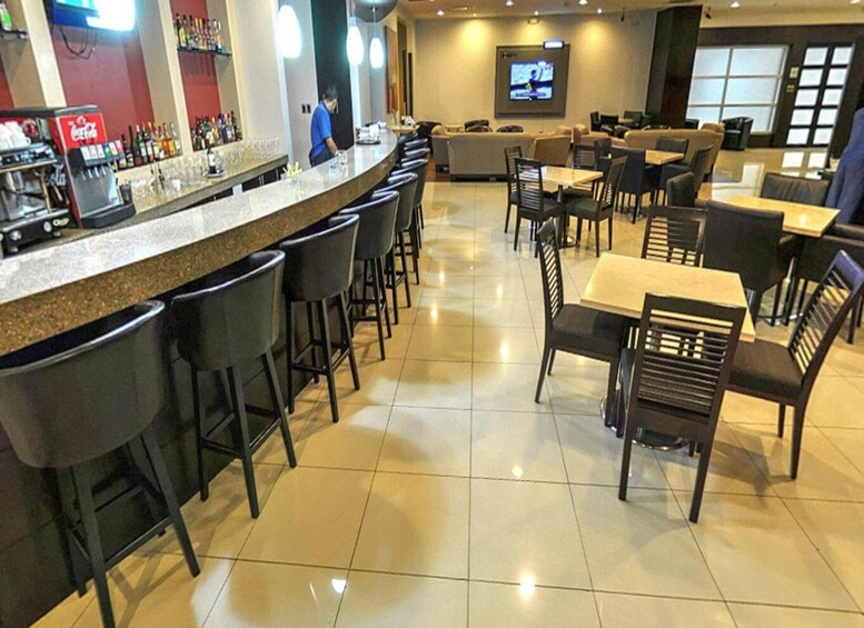 Picture 4 for Activity GYE Jose Joaquin de Olmedo Airport Aeropuertos Lounge Access 2