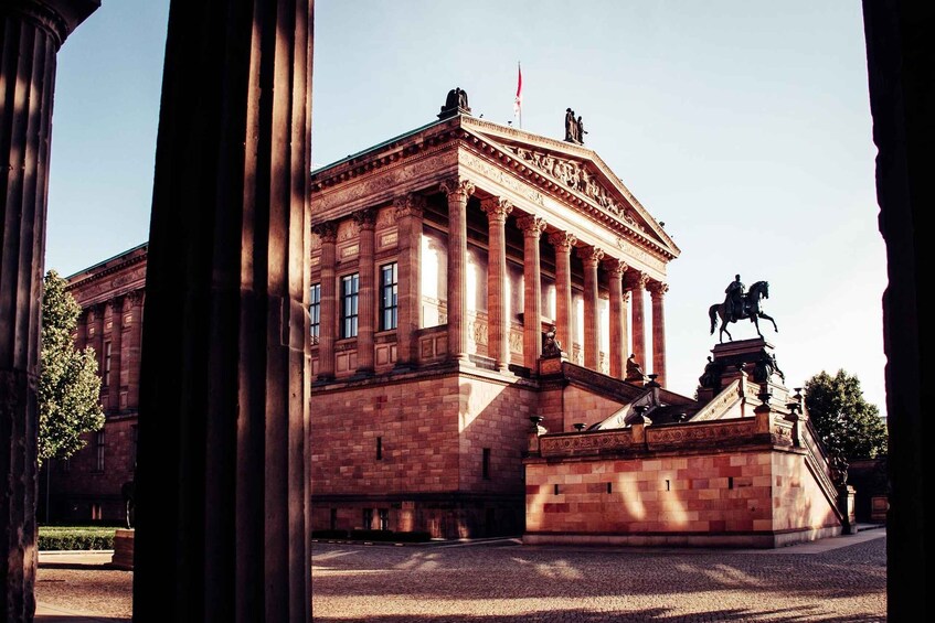 Picture 6 for Activity From Rostock: Berlin Highlights Shore Excursion with Guide 2