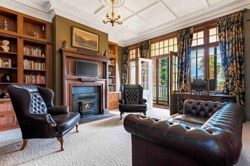 Guided Tour of Earnscleugh Castle Heritage and History 4