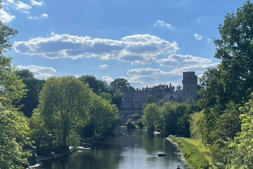 East Gate to Warwick Castle Self Guided Audio Tour 2