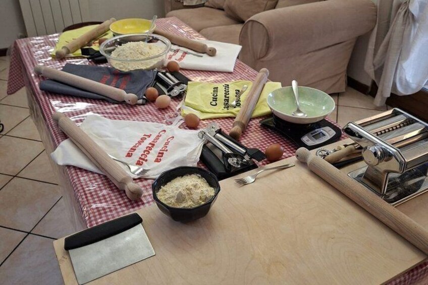 Make Colorful Fresh Pasta in a Real Tuscan Home Near Arezzo 5