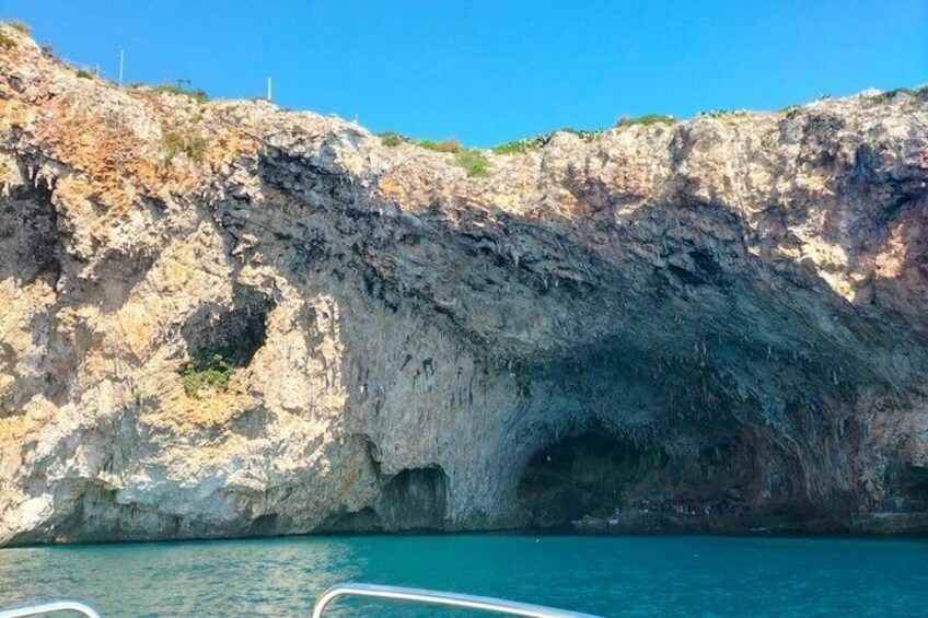 Two-Hour Boat Tour from Castro to Santa Cesarea Terme 1