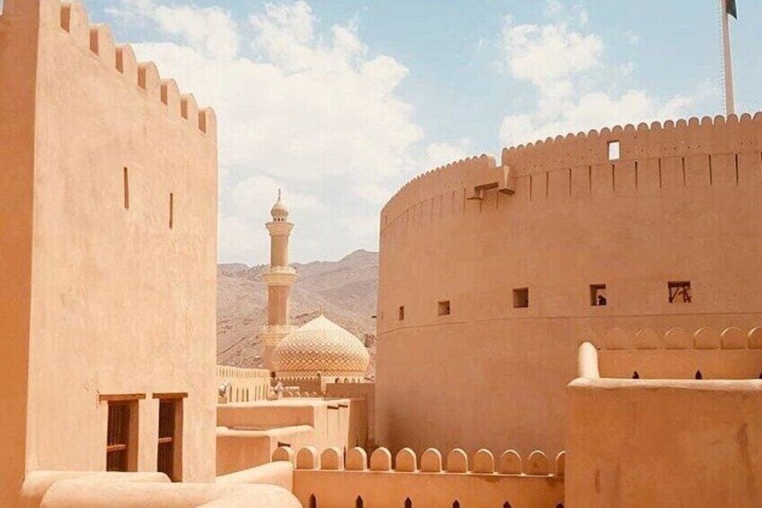 Sharing Nizwa and Jebel Akhdar Tour 1