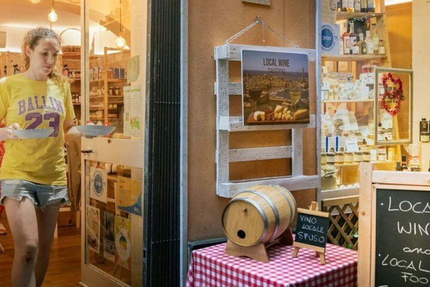 Genoa Genoese Aperitivo with Vermentino, Pigato and Focaccia 2