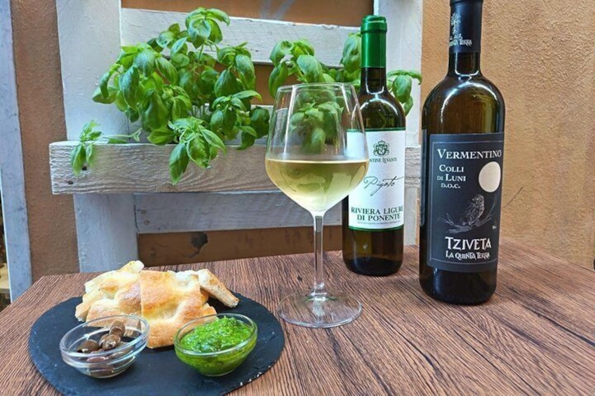 Genoa Genoese Aperitivo with Vermentino, Pigato and Focaccia 1
