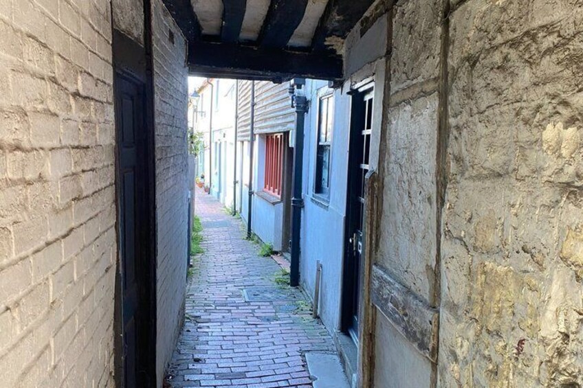 Private Guided Walking Tour of Historic Lewes East Sussex 4