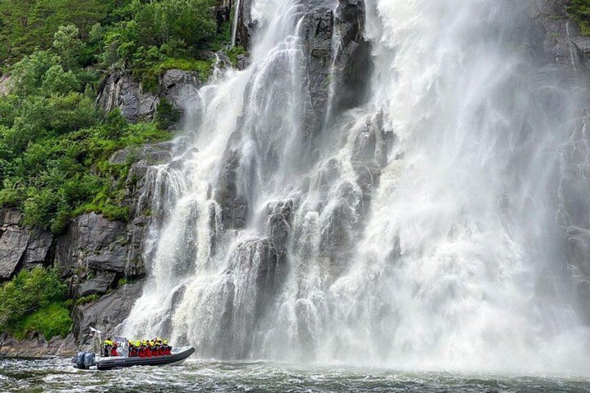 The waterfalls in the fjord at their largest 1