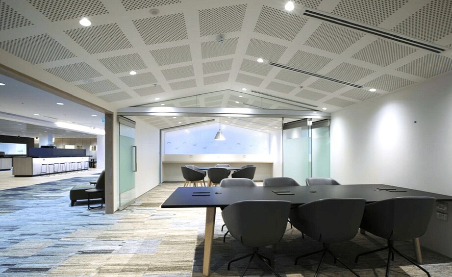 Picture 3 for Activity AKL Auckland International Airport Strata Lounge Access 2
