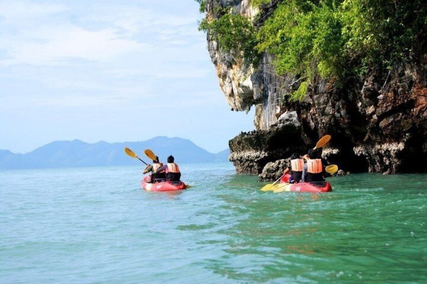 Krabi Hong Islands Speedboat Tour with Lagoon Viewpoint 3
