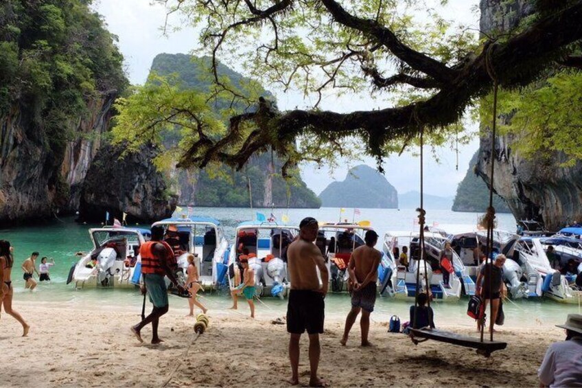 Krabi Hong Islands Speedboat Tour with Lagoon Viewpoint 2
