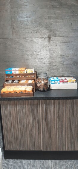 Picture 3 for Activity HUY Humberside Airport Aspire Lounge Access 4