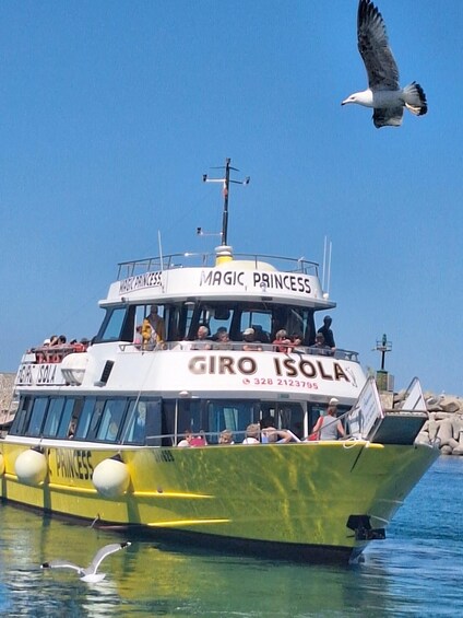Elba Island: boat tour from Marina di Campo, sailing around the island 4