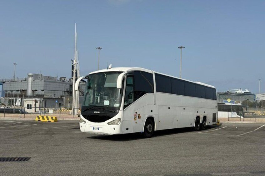 Shuttle Bus Port Civitavecchia Fiumicino Airport and Vice versa 4