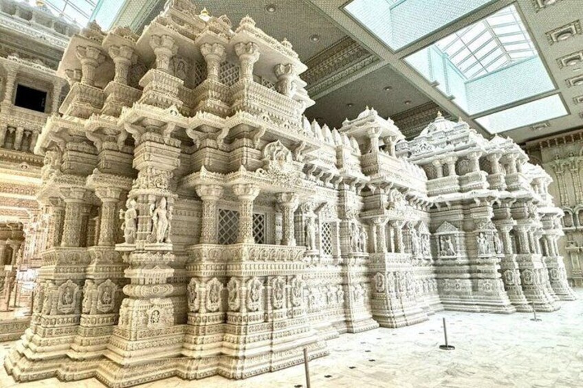 Guided Tour of BAPS Swaminarayan Akshardham in New York 5