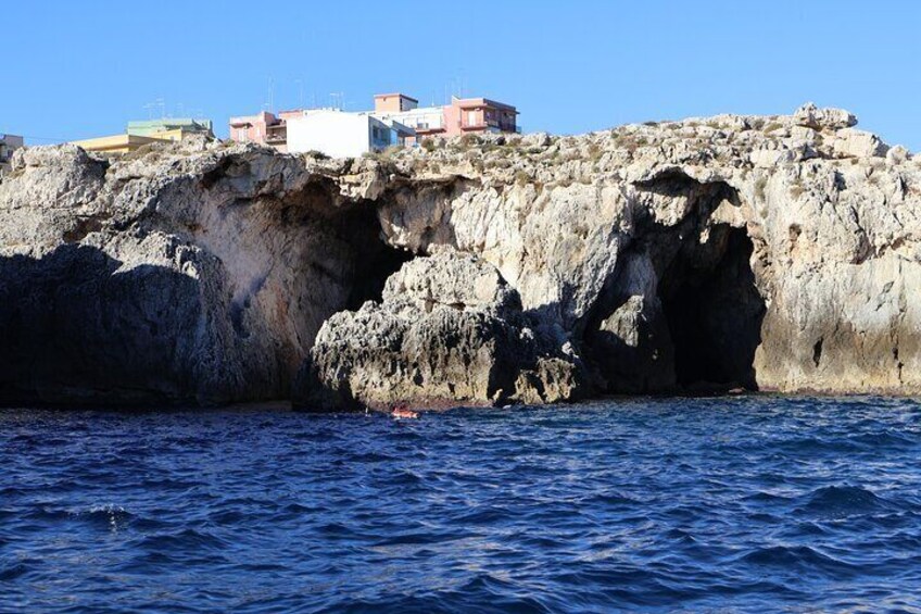 Picnic Boat Tour Explore Ortigia and the Syracuse Coast 5