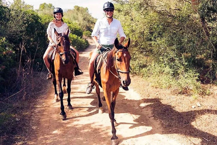 Picture 5 for Activity Santa Ynez: Scenic Horseback Trail Rides by the River 5