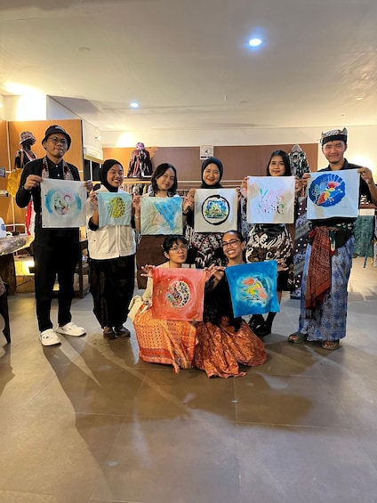 Picture 6 for Activity Banyuwangi: Mini workshop for Traditional Batik-Making 2