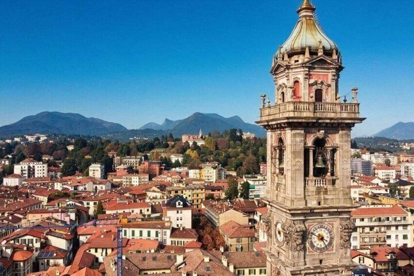 Hello Varese Private 2 Hour Intro City Walk with Local Guide 1