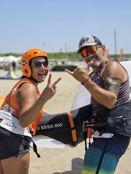 Grosseto: Kitesurf Discovery Experience & Beach Setup Option 1