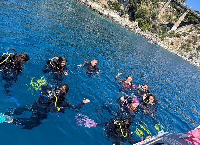 Picture 1 for Activity Montepaone Soverato: First underwater experience 3