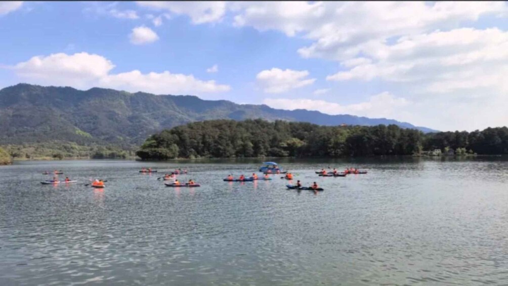 Picture 2 for Activity Chongqing: Dazu Longshui Lake Cruise 3