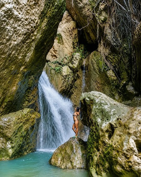 From Kingston: Cane River Falls Trip with Hotel Pickup 1