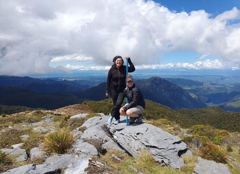 Nelson: Kahurangi National Park Private Guided Hike & Lunch 1