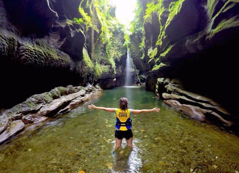 Luganville: Millennium Cave Tour with Hotel Pickup 2