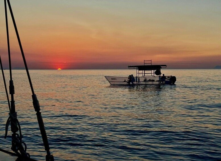 Scilla: sunset aperitif aboard the Explorer transparent boat 2