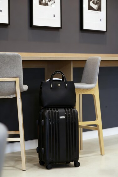 Picture 2 for Activity CWL Cardiff Airport 51 Degrees Executive Lounge Access 2