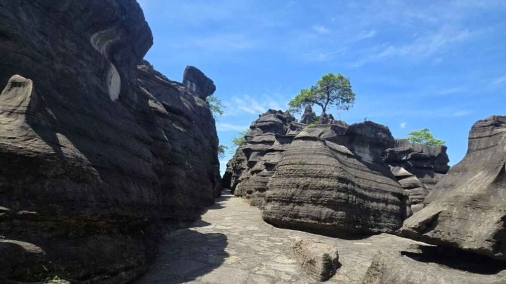 Picture 2 for Activity Chongqing: Wansheng Stone Forest Entry Ticket 3