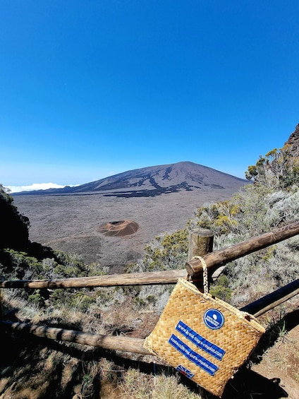Piton de la Fournaise volcano - guided visit tour (lunch included) 1